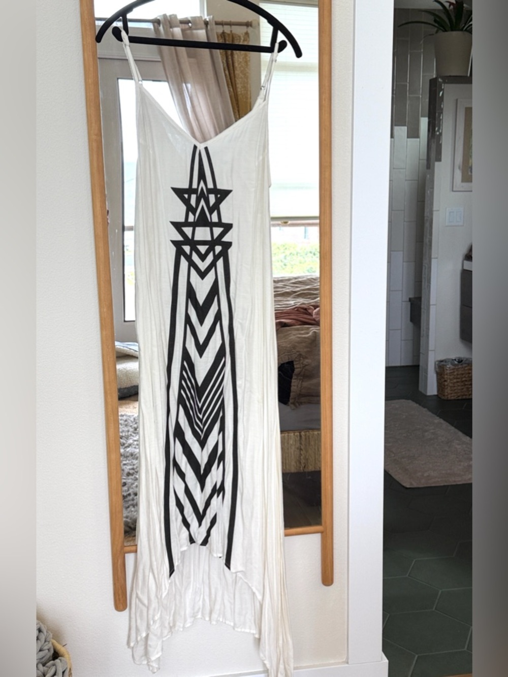 Billabong White Maxi Dress with Bold Black Geometric Print and adjustable straps